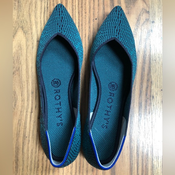 Rothy's Points in "Spruce Python," teal and navy, NWOB, size 8 - Picture 9 of 14